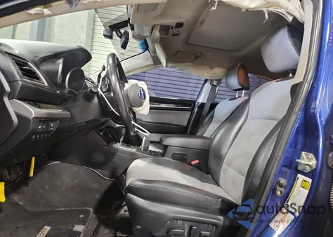 2017 Subaru Legacy Sport из США, поврежденный, VIN 4S3BNAS68H3004325